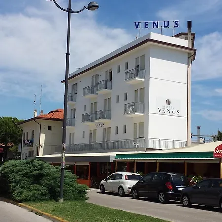 Venus Price Hotel *