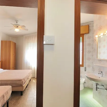 Venus Price Hotel