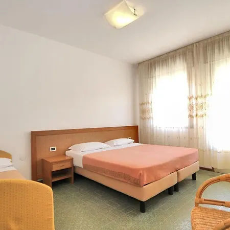 Venus Price Hotel