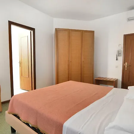Venus Price Hotel