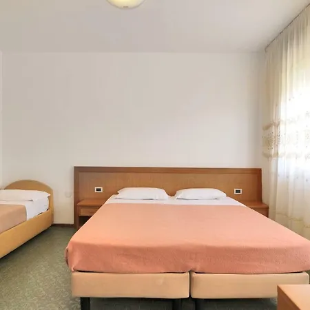 Hotel Venus Price